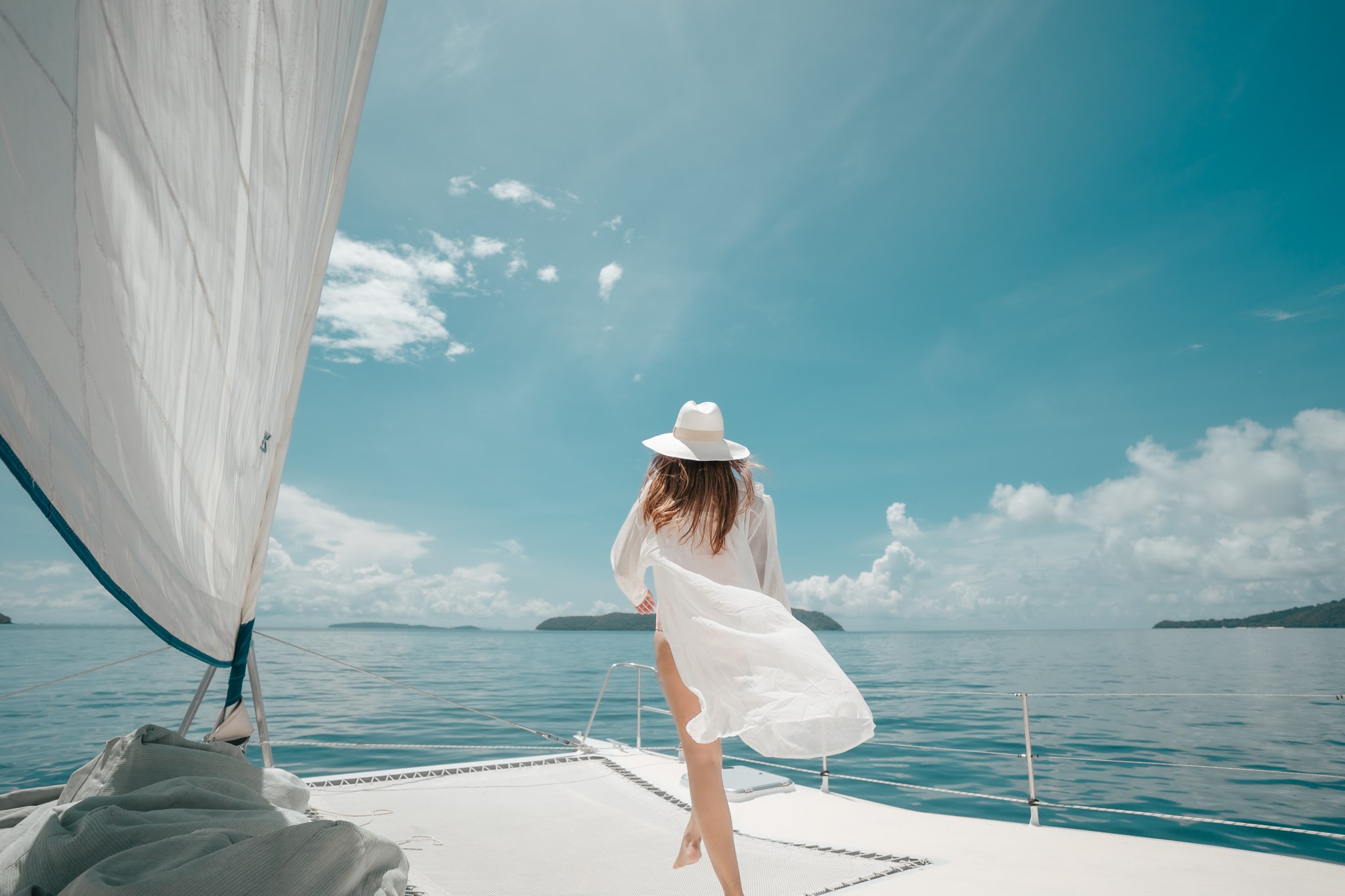 Solo Travelers Looking for a Premium Social Cruise